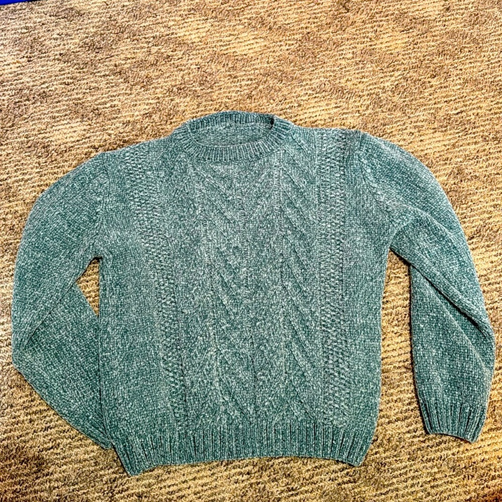 Large SHEIN Sweater Frosty Green